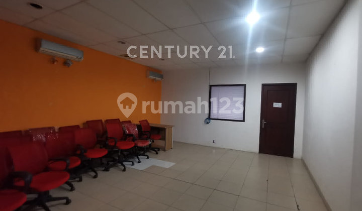 Sewa Ruko Business Park Kebon Jeruk, Available April 2026. Sewa Ruko Business Park Kebon Jeruk, Available April 2026.