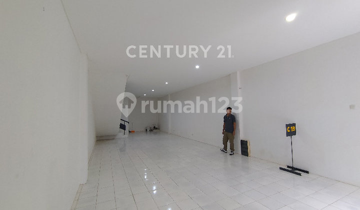 Shop House for Rent at Plaza Intercon Kebon Jeruk, Can Be Combined!