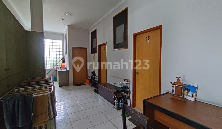 Jual rumah Di Jalan Tanah Abang Gambir, Lokasi Strategis ! 2