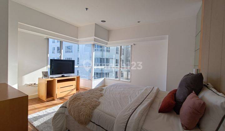 Apartement Somerset Berlian 3 BR Furnished Bagus 2