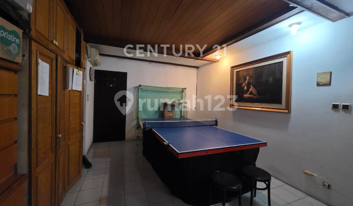 Jual Rumah Puri Indah, Masih Terawat, Security 24 Jam, Strategis 2