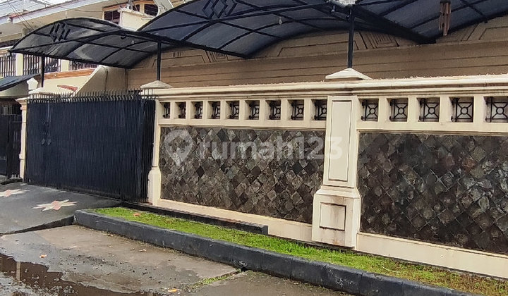 Rumah Di Green Ville Jakarta Barat 125m² Hadap Jalan Sekolah