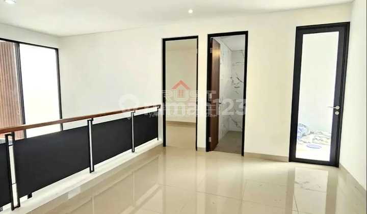 Rumah Brandnew dengan Kolam Renang Dalam Cluster One Gate Bintaro Sektor 9 2