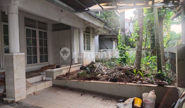 Rumah Bangunan Lama Butuh Renov di Sektor 9 2