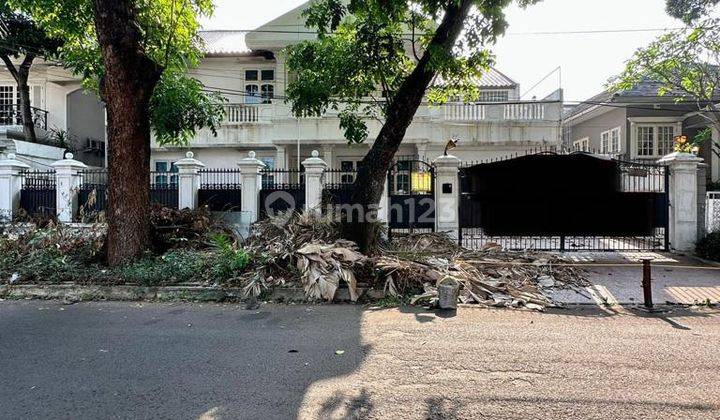 Rumah Mewah di Kawasan Elite Pondok Indah Jakarta Selatan 1