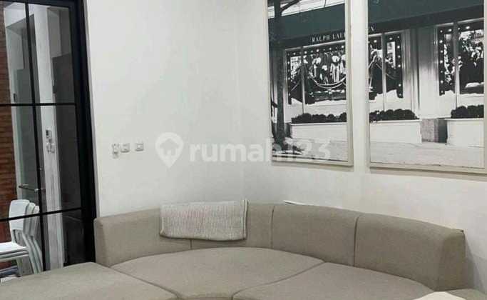 Rumah Minimalis dengan Kolam Renang Nempel Bintaro Sektor 2 2