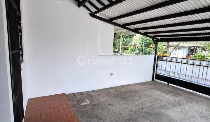 Disewakan Rumah Rapi & Siap Huni di Bintaro Sektor 2 2