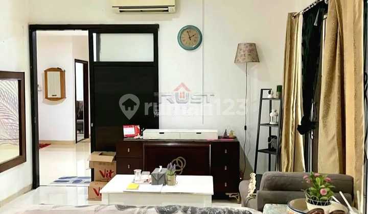 Rumah Mewah Dalam Cluster Elite Emerald Bintaro Sektor 9 2