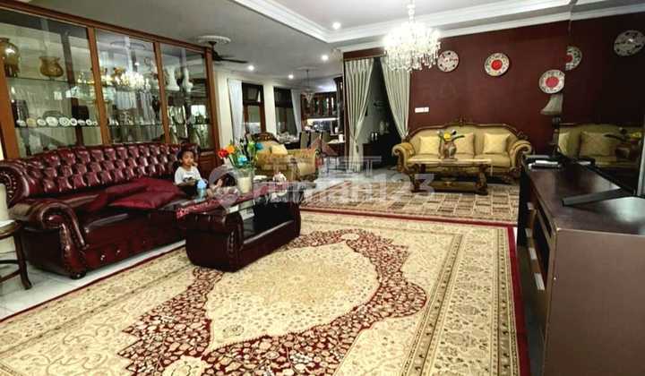 Rumah Mewah Dalam Perumahan Kawasan Cinere - Depok