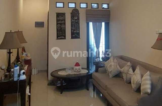 Rumah Minimalis 2 Lantai Dalam Komplek Kawasan Jombang Nempel Bintaro 2