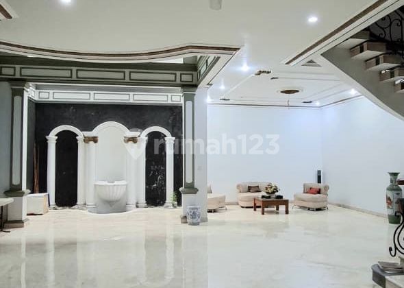 Luxurious and Move-in Ready House in the Rempoa Area Complex 2