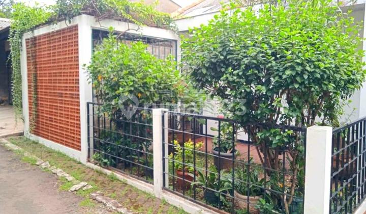 Dijual Rumah di dalam komplek di Taman Rempoa Bebas banjir siap huni