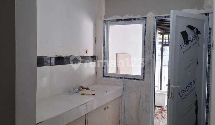 New Renovated House in a Strategic Location Within Bintaro Sector 2 Housing Complex 2