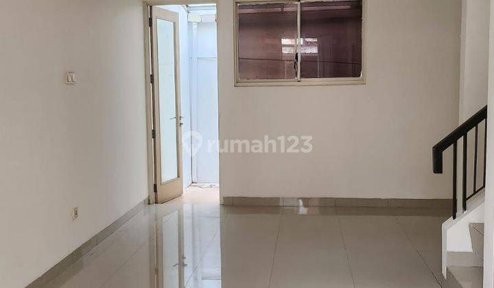 Rumah Puri Mansion 6x15, Unfurnih, Selatan 2