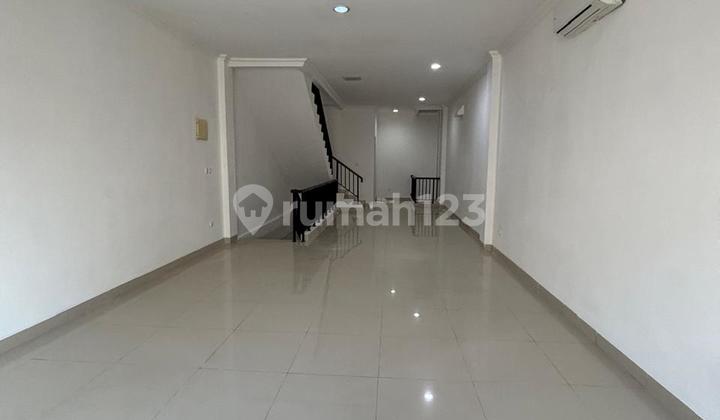 Ruko Green Lake City, Gandeng 2 (Bisa Beli Satuan) Siap Pakai, Rapi Ruko Green Lake City, Gandeng 2 (Bisa Beli Satuan) Siap Pakai, Rapi