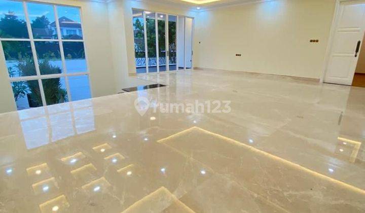 Rumah Pondok Indah Luas 627 M2, Ada Kolam Renang 2