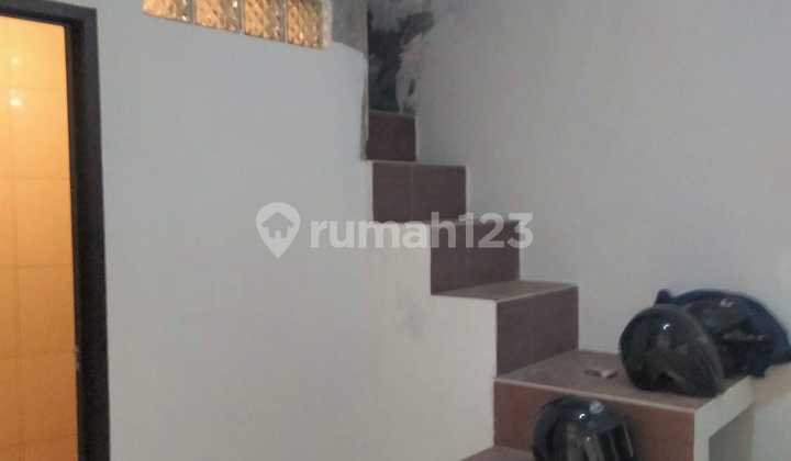 Ruko di Derwati 6
