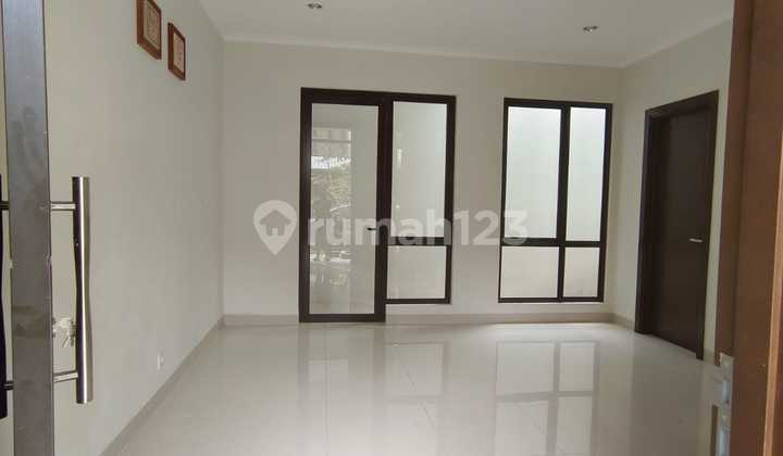 Rumah Siap Pakai Podomoro Tipe Akhasa