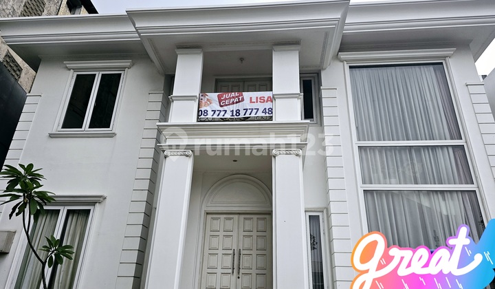 Beautiful Alam Sutera House, Independent Construction, Double High Ceiling, Marble Floors, Has 2 Master Bedrooms 2