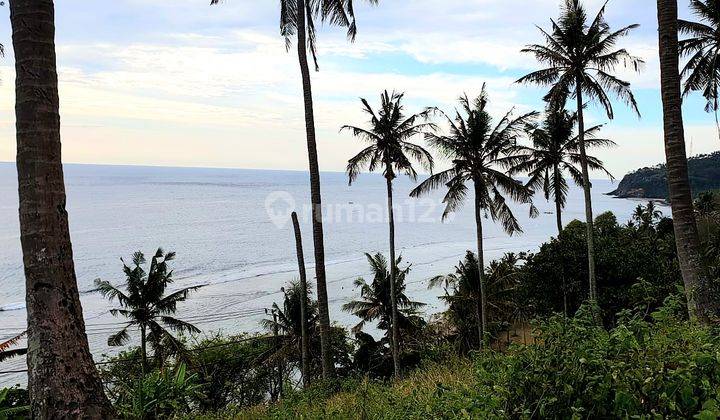 Tanah Lombok ,jl Raya Senggigi, area hotel pariwisata, view Gunung Agung dekat ke bibir pantai, kawasan Hotel Berbintang  1