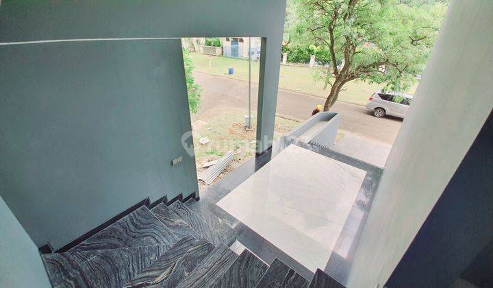 Rumah Mewah Alam Sutera Hook Lantai Marmer dengan Lift, selangkah ke Sport Club, Cluster Favorit 3