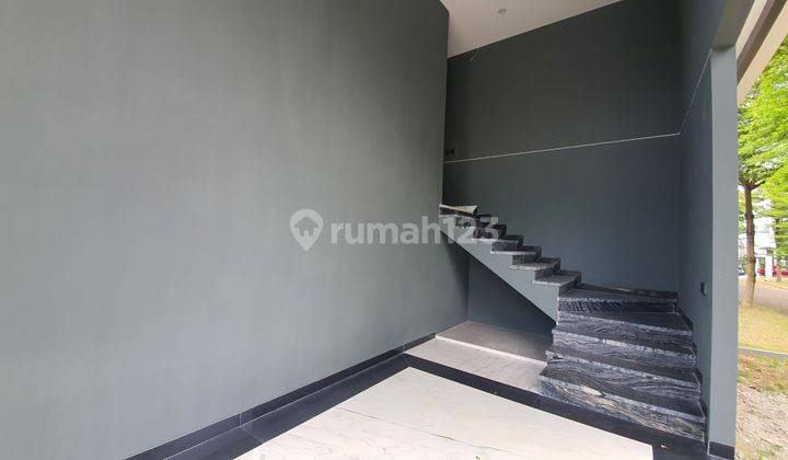 Rumah Mewah Alam Sutera Hook Lantai Marmer dengan Lift, selangkah ke Sport Club, Cluster Favorit 9