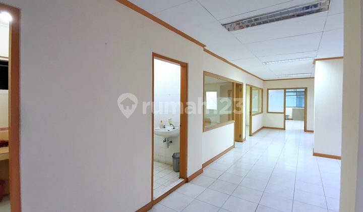 Cheapest Ruko Hook at Hayam Wuruk Harmoni, 4 Floors, Strategic Location Near MRT Busiest Route, Harmoni Intersection. Perfect for Business Branding Level Up. Cheapest Ruko Hook at Hayam Wuruk Harmoni, 4 Floors, Strategic Location Near MRT Busiest Route, Harmoni Intersection. Perfect for Business Branding Level Up.