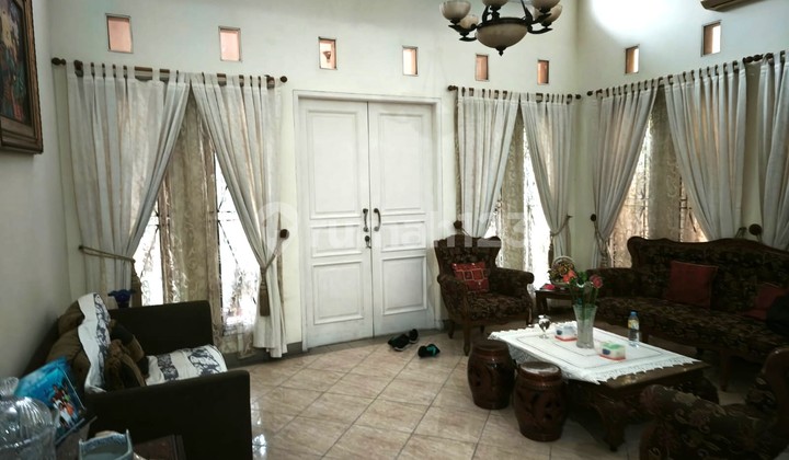 House for Quick Sale, Housing Complex Location