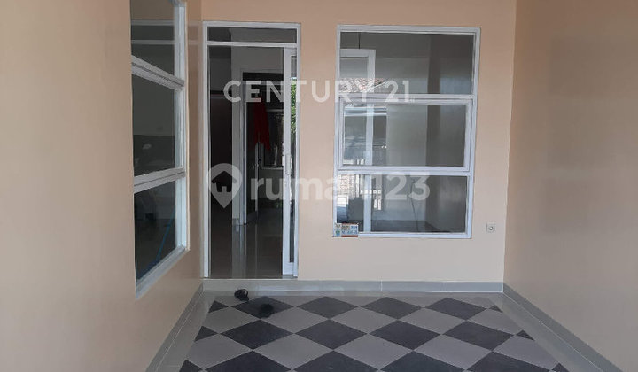 RUMAH BRAND NEW SIAP HUNI DI ARENJAYA  DEKAT STASIUN BEKASI TIMUR 2