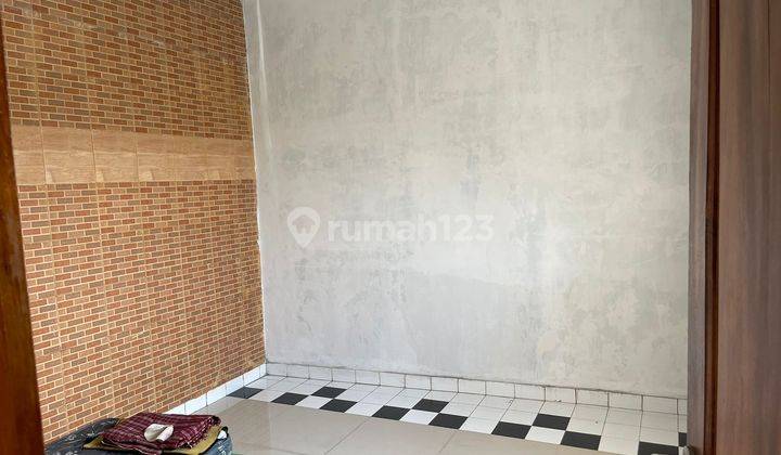 Rumah Bagus 2 Lantai Siap Huni di Swadaya Pondok Gede 2