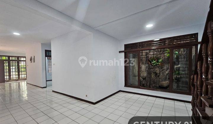 Dijual Rumah Dalam Komplek Perumahan Cibubur Indah 2