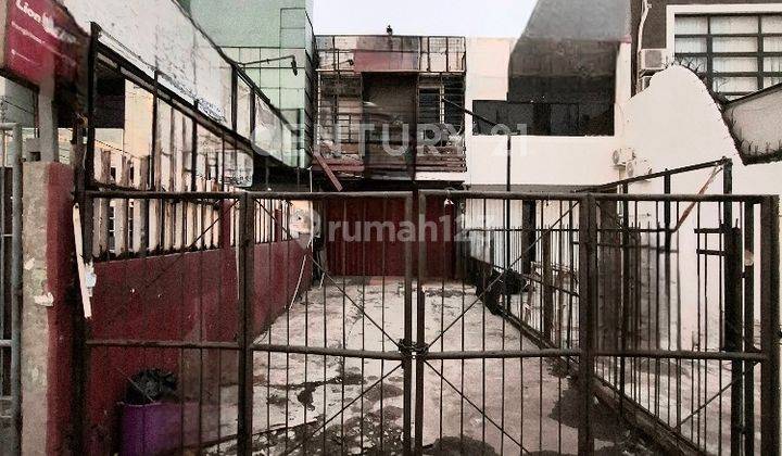 RUANG USAHA MURAH SANGAT STRATEGIS DI UTAN KAYU JAKARTA TIMUR 1