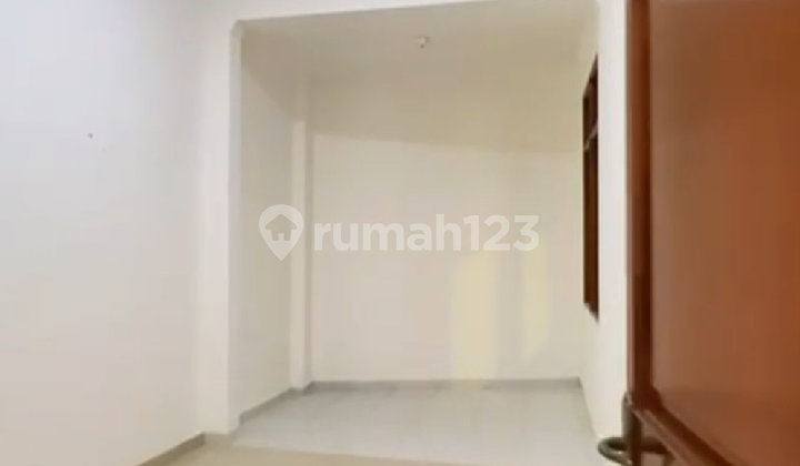 Rumah Cister Di Condet Siap Huni Lokasi Strategis 2
