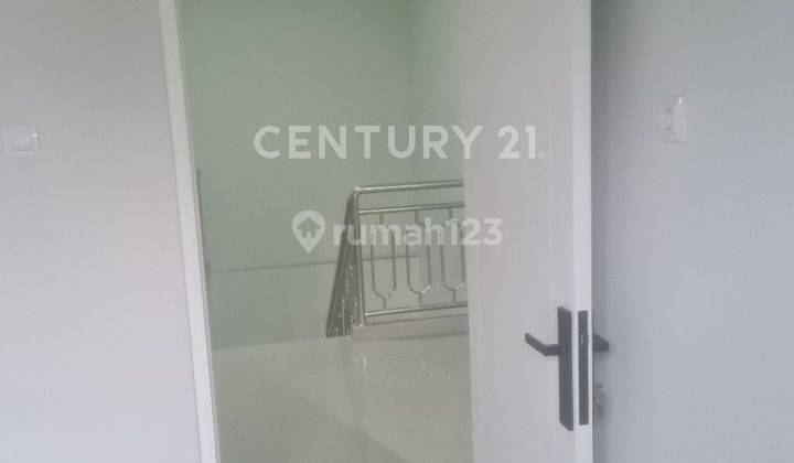 Dijual Ruko Baru 2 Lantai Di Pintu Masuk Cluster Di Cipayung 2