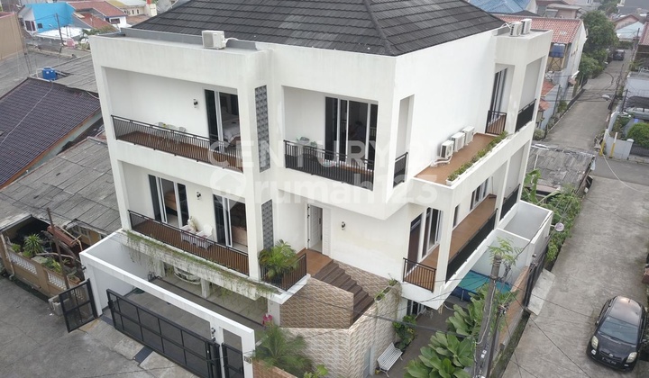 RUMAH BEBAS BANJIR ANTI GEMPA DESAIN MODERN TROPIS 3LT JATIBENING 1