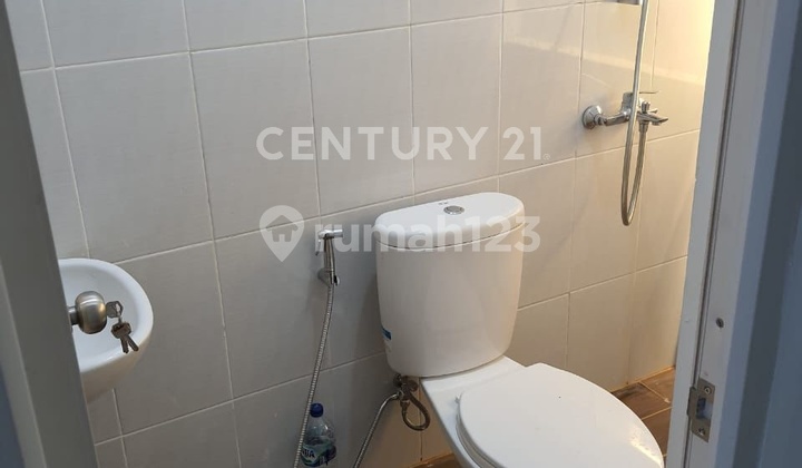 RUMAH CLUSTER 2LT READY SIAP HUNI DI CEMPAKA PUTIH JAKPUS 2
