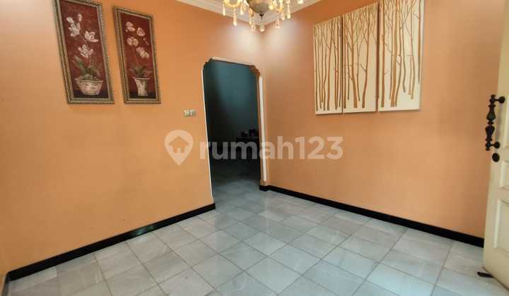Rumah cantik Tebet jalan 2 mobil dijual cepat 2