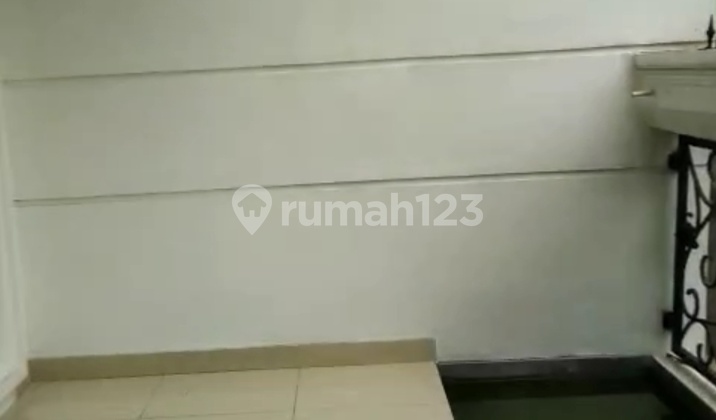 Brand New Minimalis Tebet dengan Lokasi Strategis, Dekat Taman 2