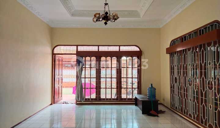 Rumah Siap Huni Cocok Untuk Tinggal Maupun Kantor Disewakan Cepat 2