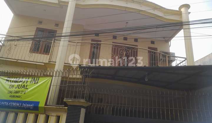 Ready-to-occupy house in a strategic location for quick sale. 2