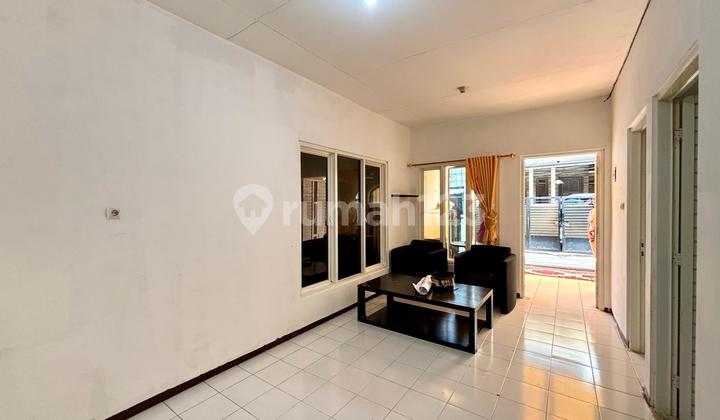 Rumah siap huni dilokasi strategis, dekat taman dijual cepatat 2