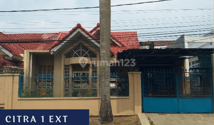 Dijual Rumah Luas 160m di Jakarta Barat 1