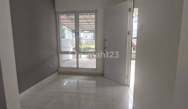 Rumah Bagus 2 Lantai Rapi Dalam Cluster  2