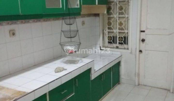 Rumah Bagus 2 Lantai Rapi Harga Nego di Cluster Kota Wisata 2