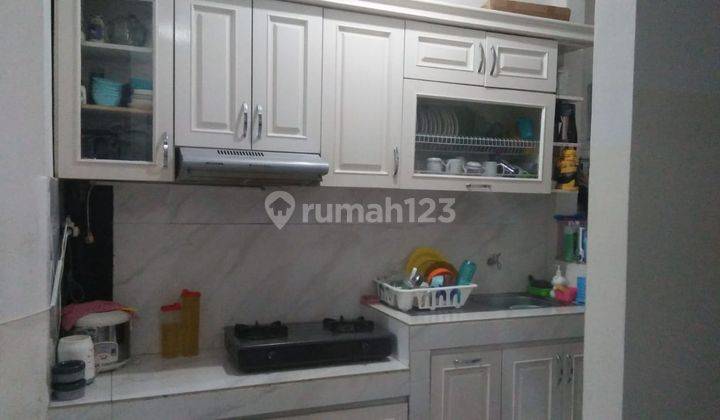 Rumah Bagus 2 Lantai Rapi Dalam Cluster  2