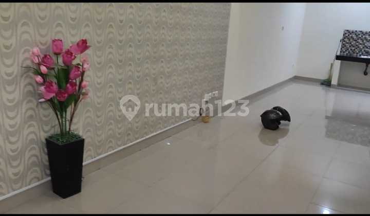 Rumah Murah Bagus Siap Huni Sudah Renovasi di Legenda Wisata 2