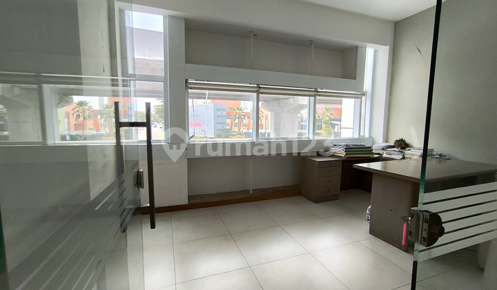 Ruko di Jl. Boulevard Raya, Klp. Gading Bar., Kec. Klp. Gading, Jkt Utara, Daerah Khusus Ibukota Jakarta, Tanjung Priok Semi Furnished 2