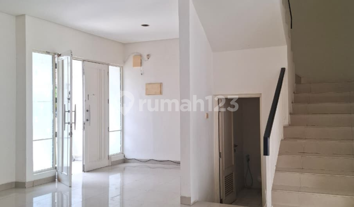 For Rent Fast Golf Lake House Size 8X20