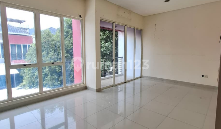 Jarang Ada! Disewakan Cepat Rumah Golf Lake Uk 8X20