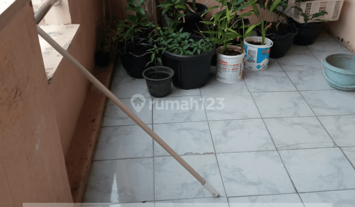 Dijual Rumah Di Jl. Permata Tegal Alur 3 Lantai 2